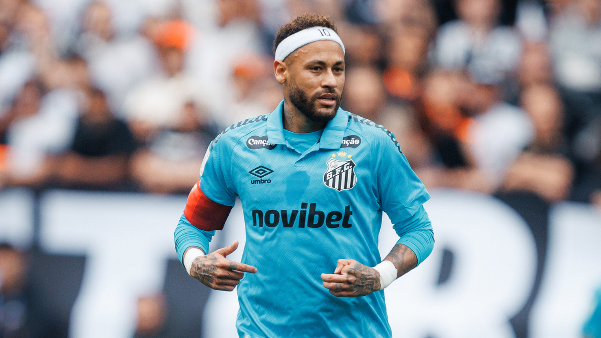Neymar sai em defesa de torcedor mirim corintiano hostilizado em Itaquera