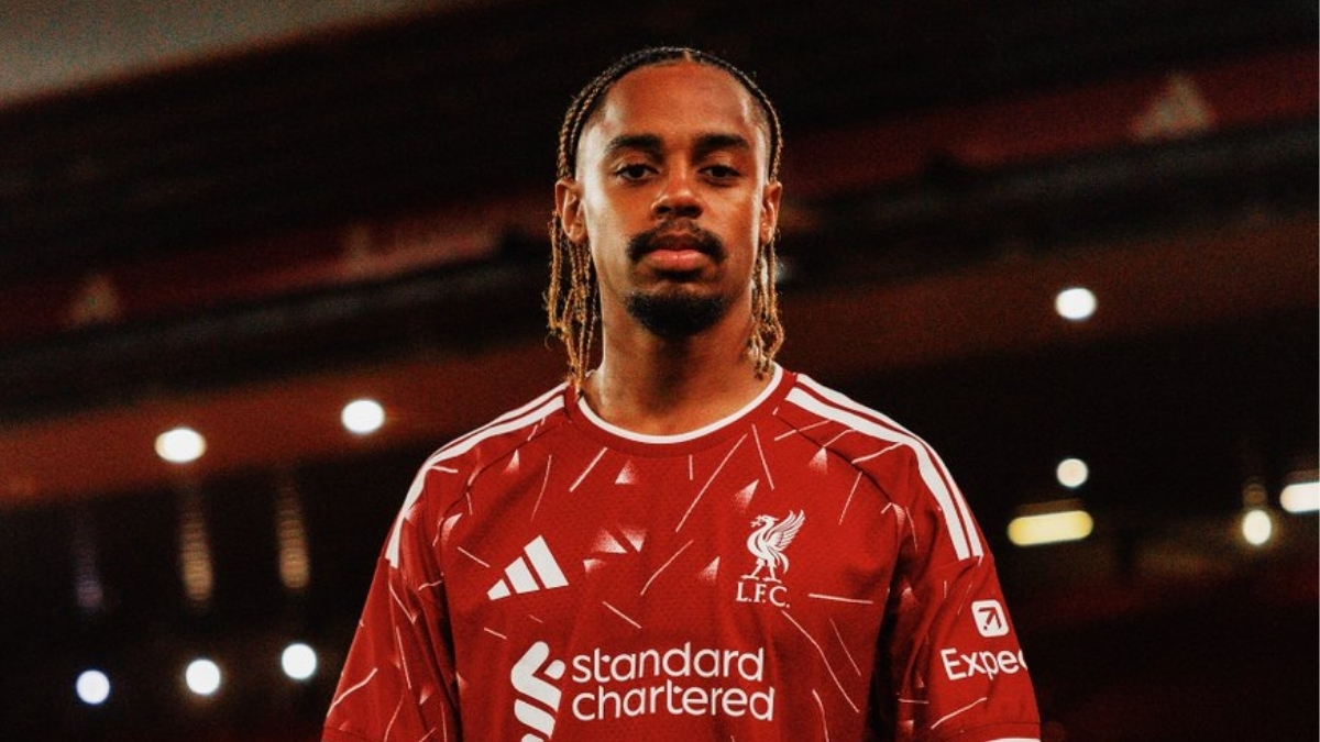Liverpool anuncia contratação de atacante por R$ 839 milhões