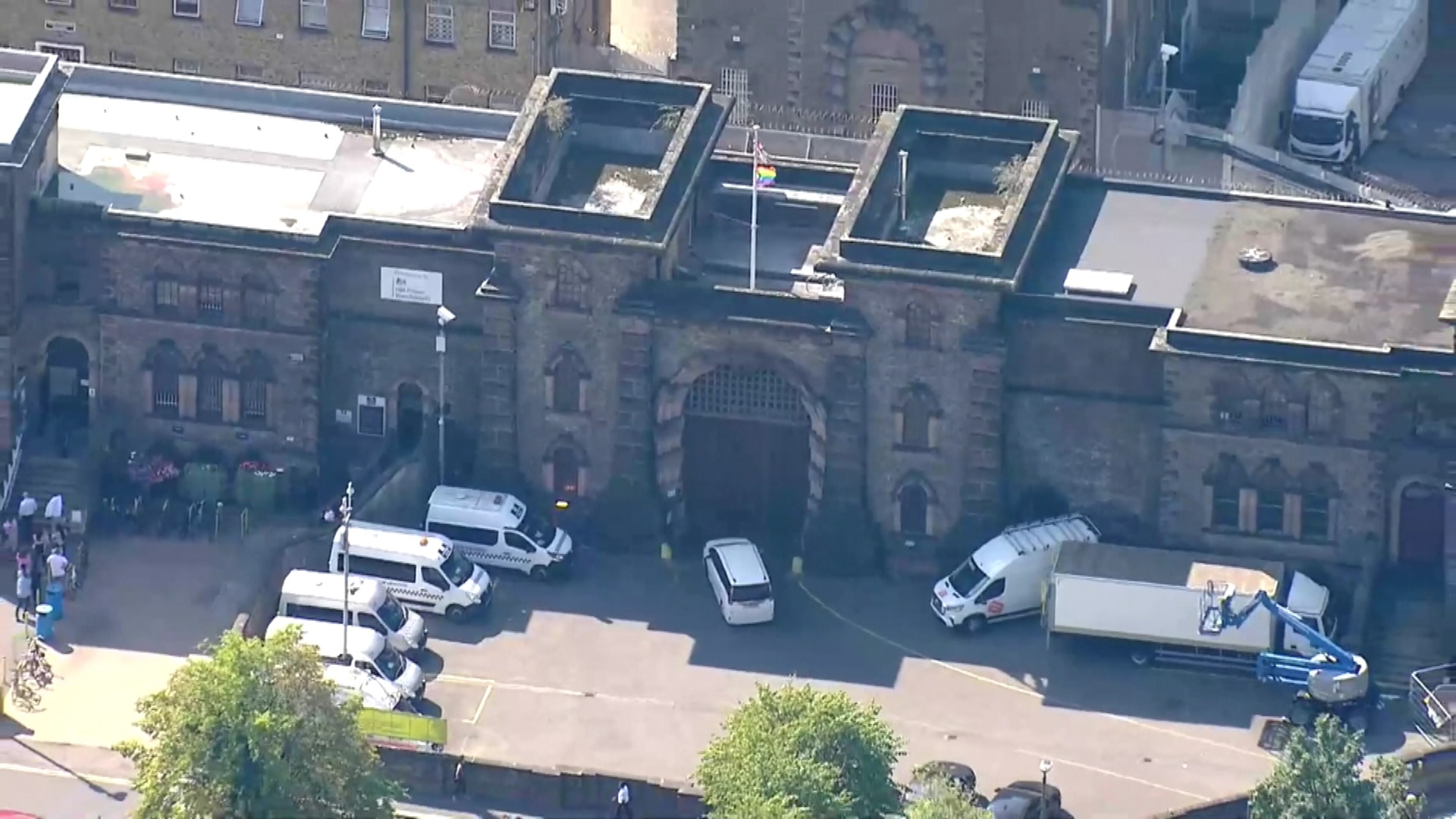 Sistema carcerário da Inglaterra enfrenta alta de presos reconduzidos