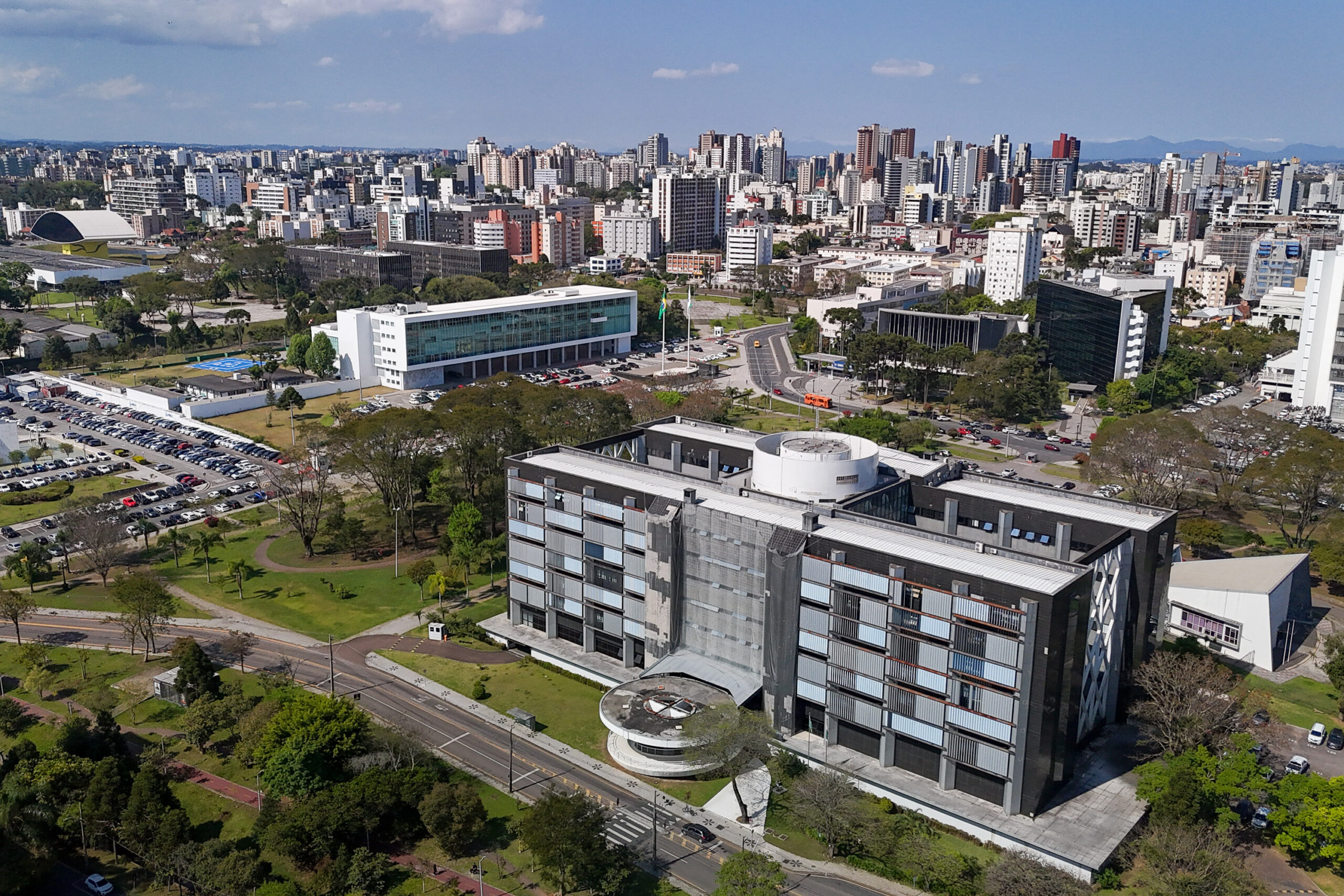 O que abre e fecha no feriado de 7 de Setembro no Paraná