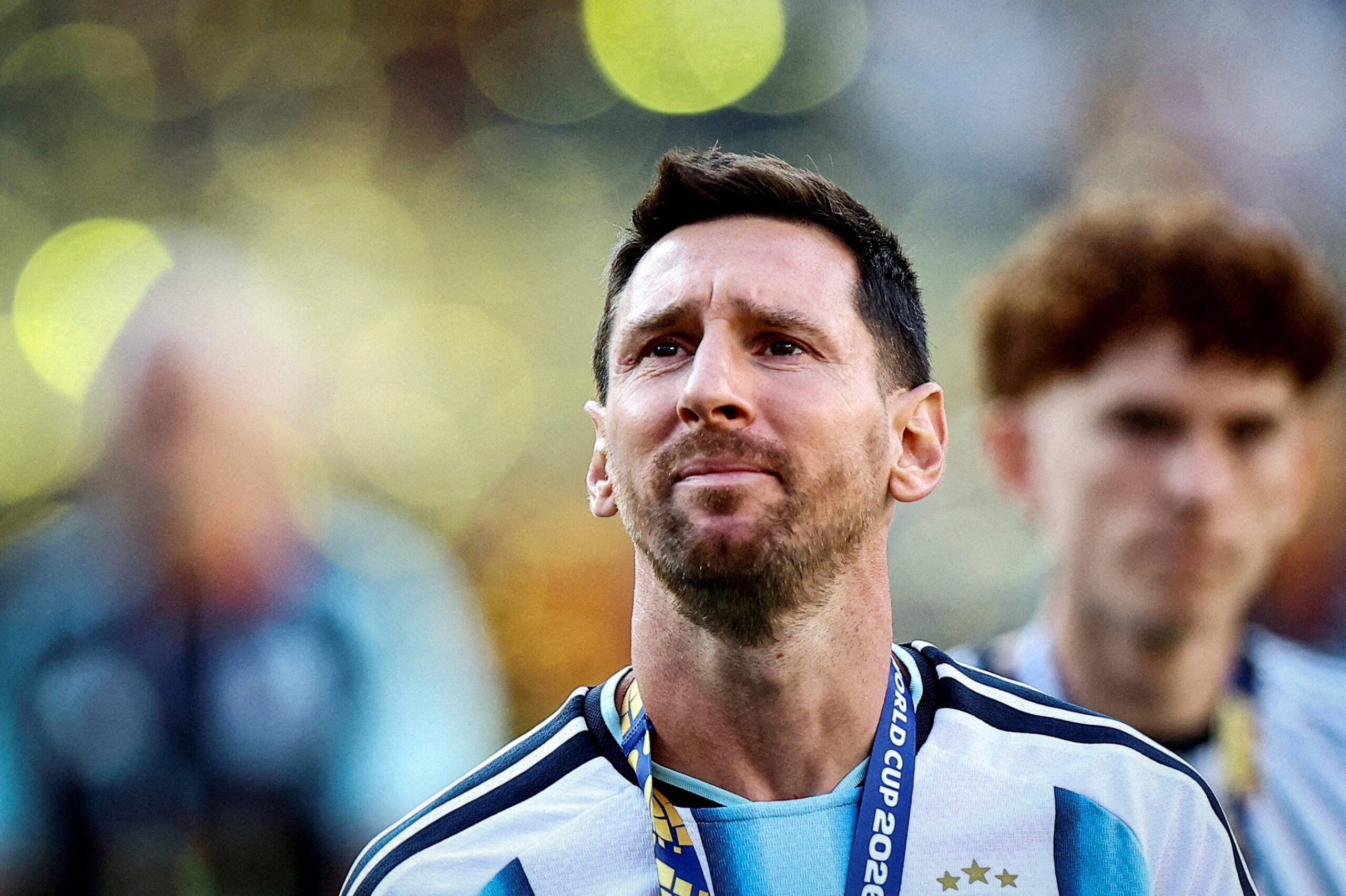 Beckham, Mourinho e piloto da F1 homenageiam Messi após adeus à Seleção