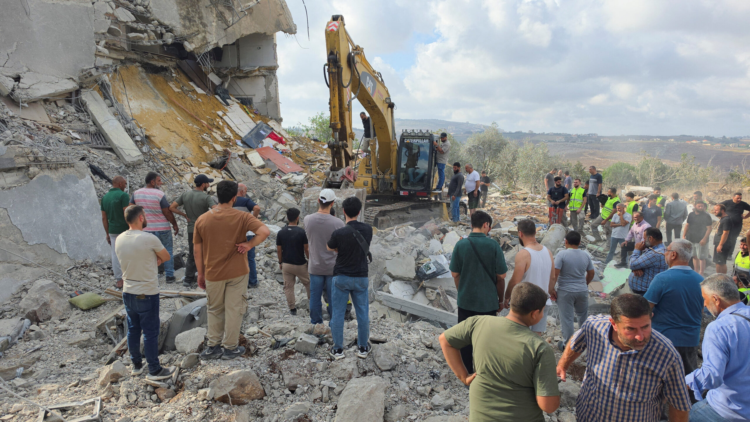 Israel ataca sul do Líbano, deixa 7 mortos e ameaça cessar-fogo