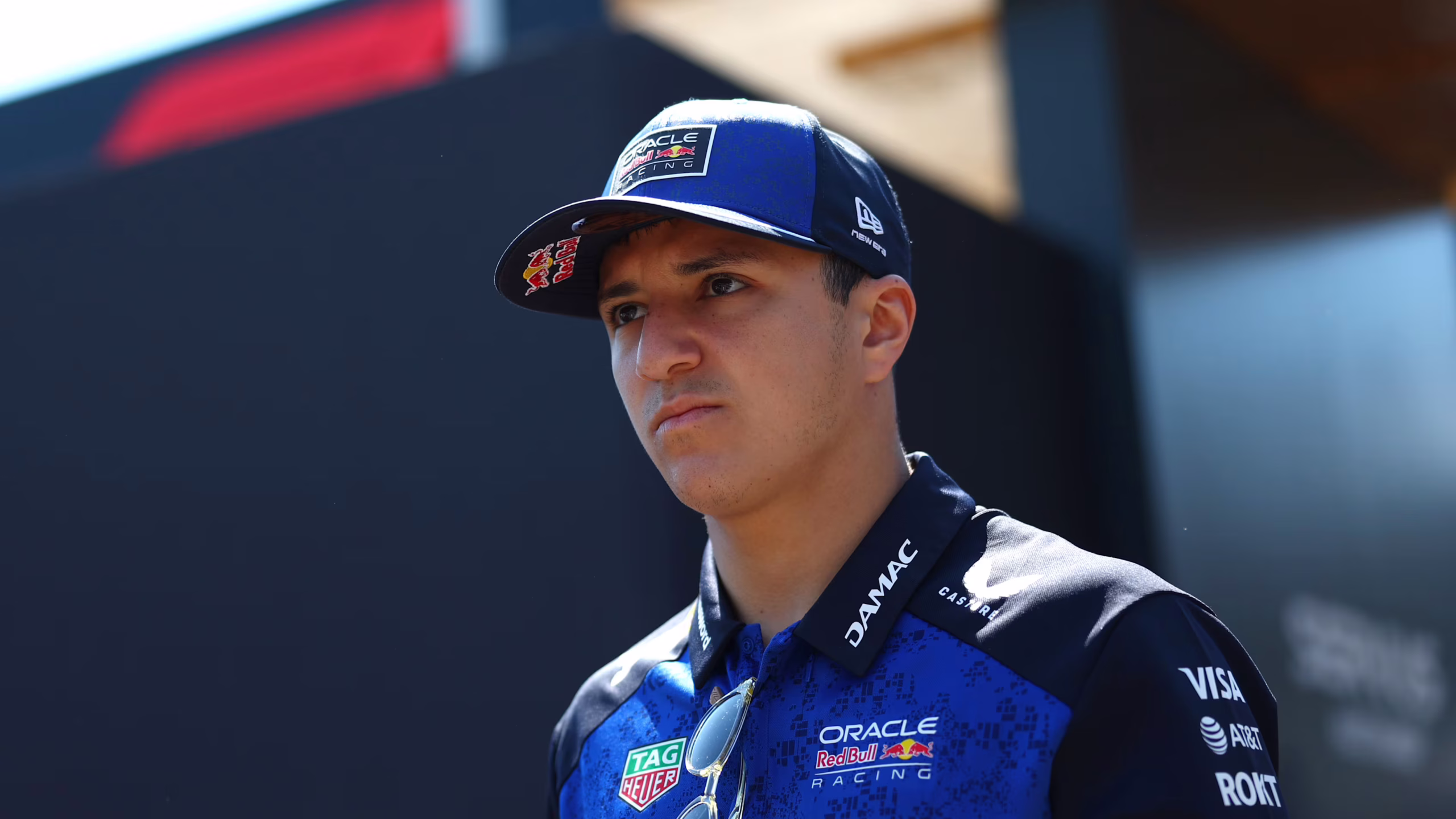 Hadjar volta à Red Bull no Azerbaijão após perder três GPs