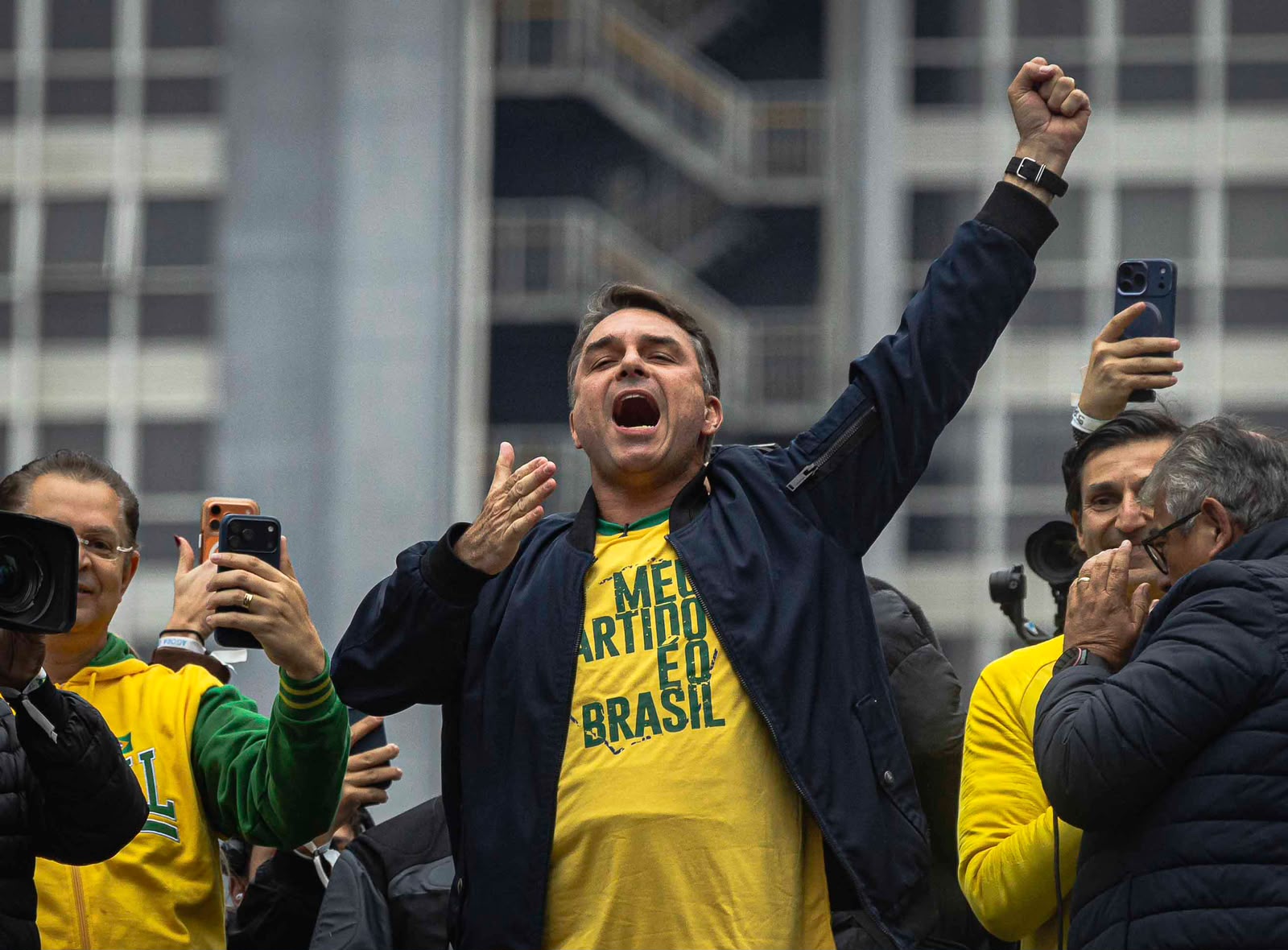Monitor da USP estima 28,5 mil pessoas em ato de Flávio na Av. Paulista
