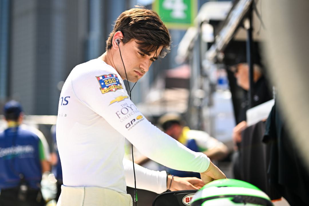 Caio Collet perde seis posições no grid da Indy em Laguna Seca