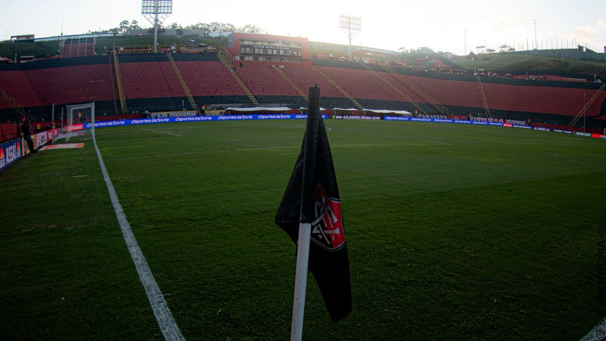 Vitória x Grêmio: veja escalações para jogo do Brasileirão