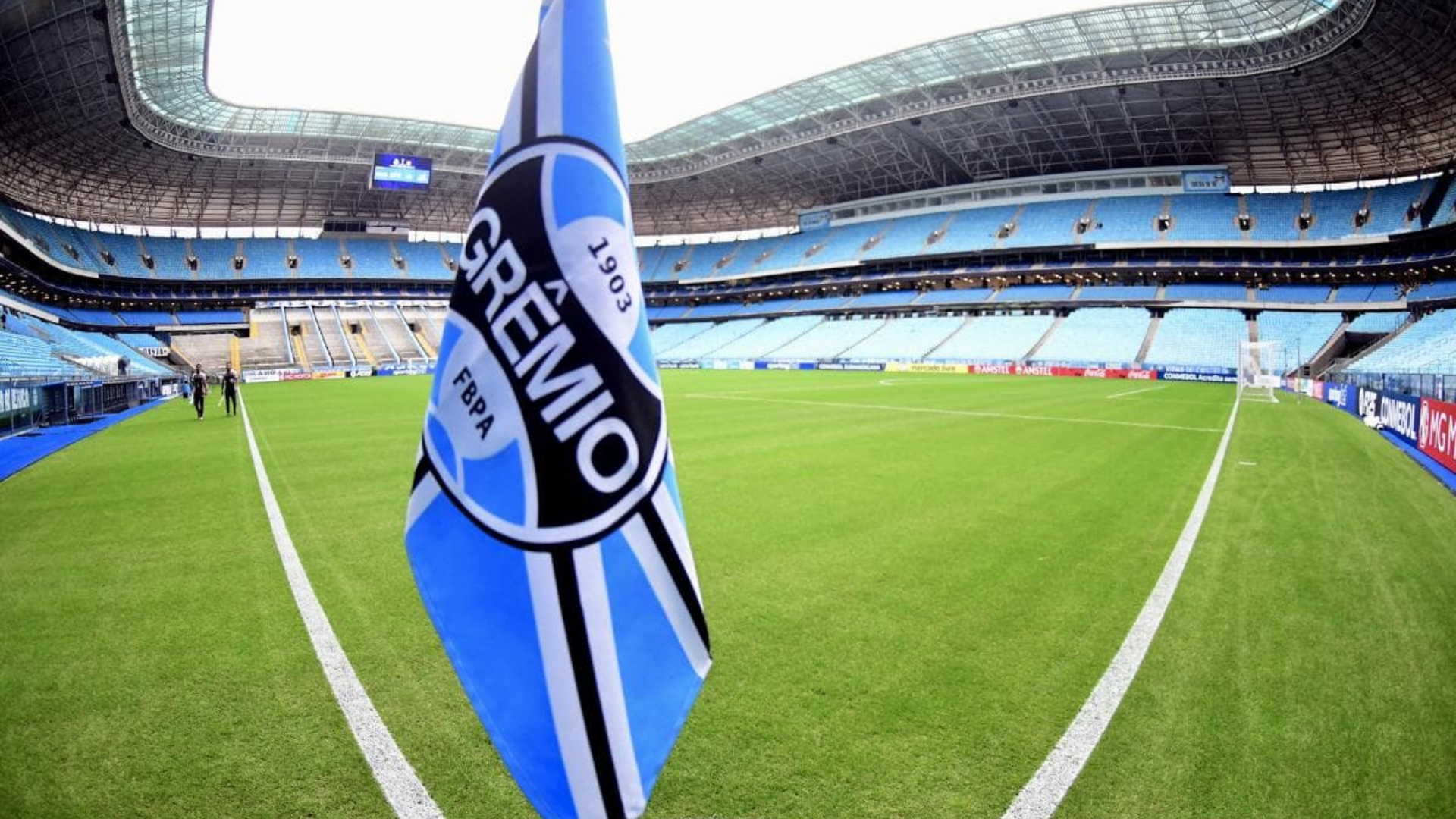 Grêmio anuncia investigação após episódio de racismo no Gre-Nal
