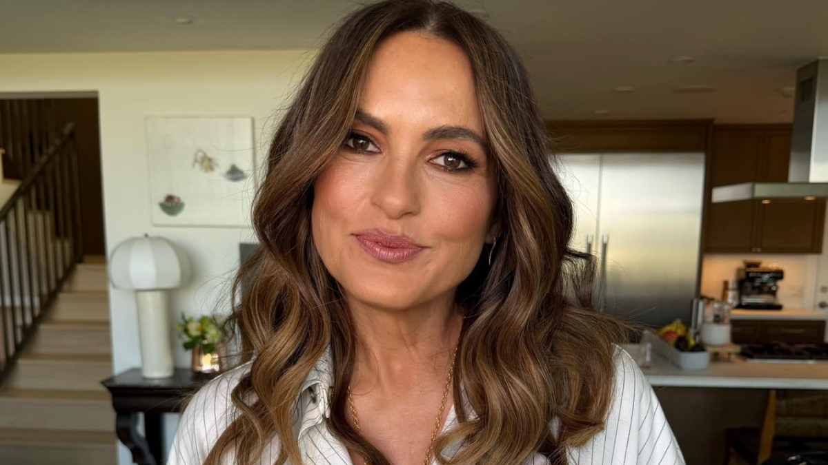 Mariska Hargitay é a 1ª mulher a apresentar o Emmy em 15 anos; saiba mais!