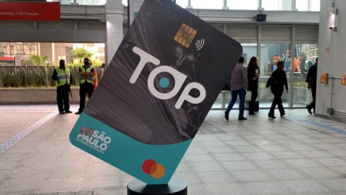 Cartão TOP encerra app antigo e orienta passageiros para nova plataforma
