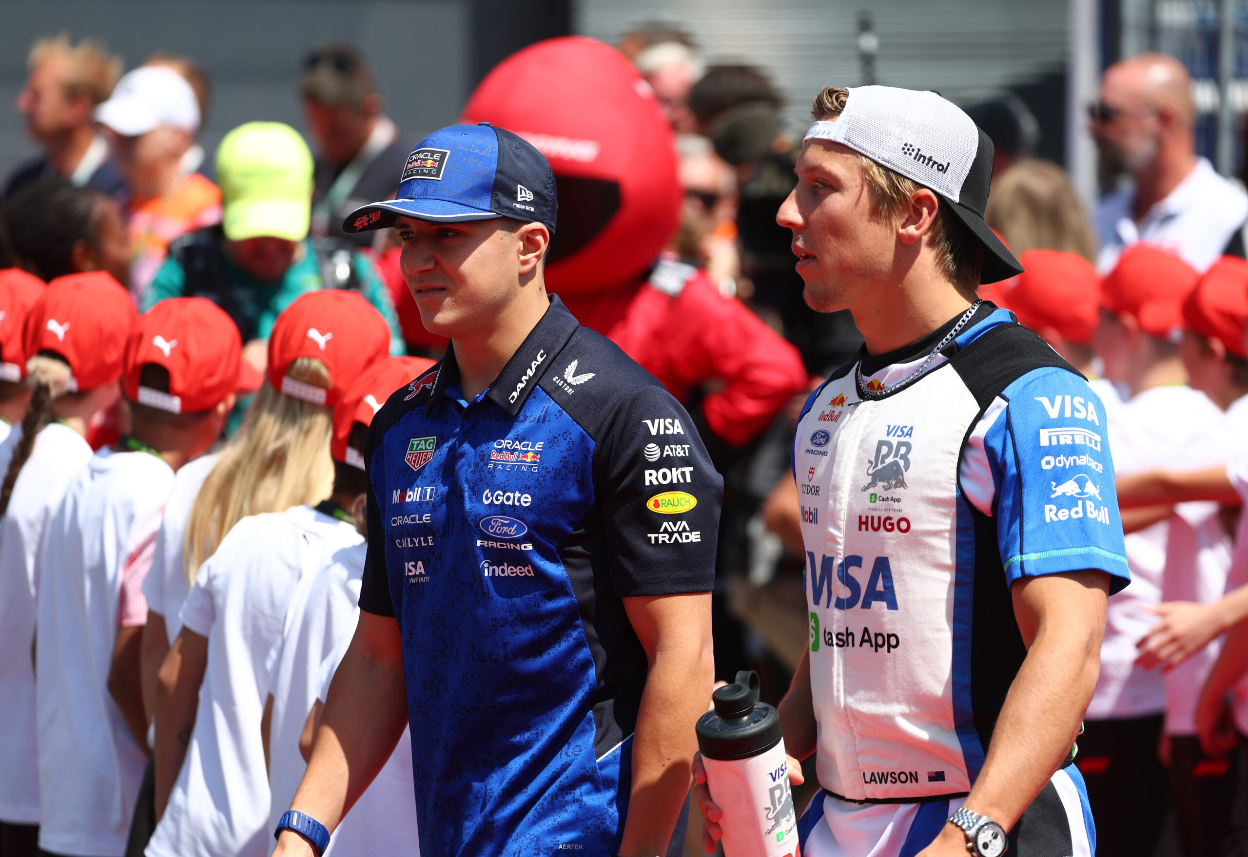 Red Bull mantém Lawson no GP da Espanha para recuperação de Hadjar