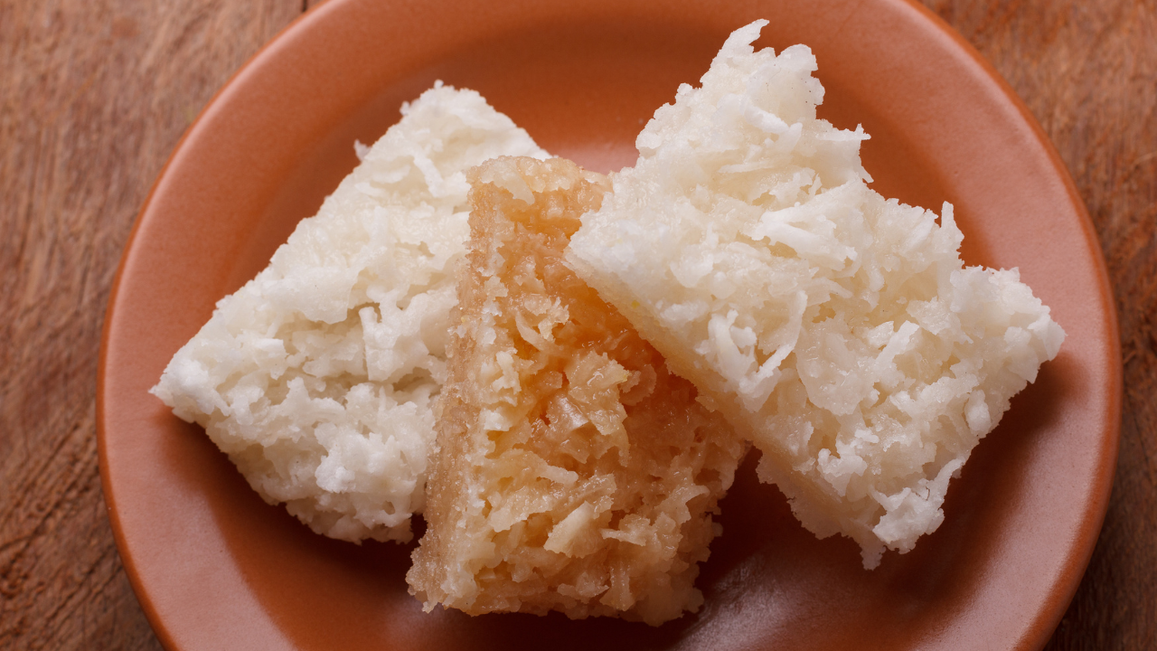 Prepare uma baba de moça cremosa usando cocada pronta