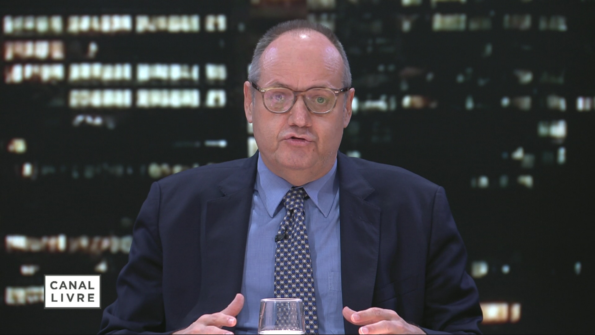 Canal Livre recebe o economista Samuel Pessôa