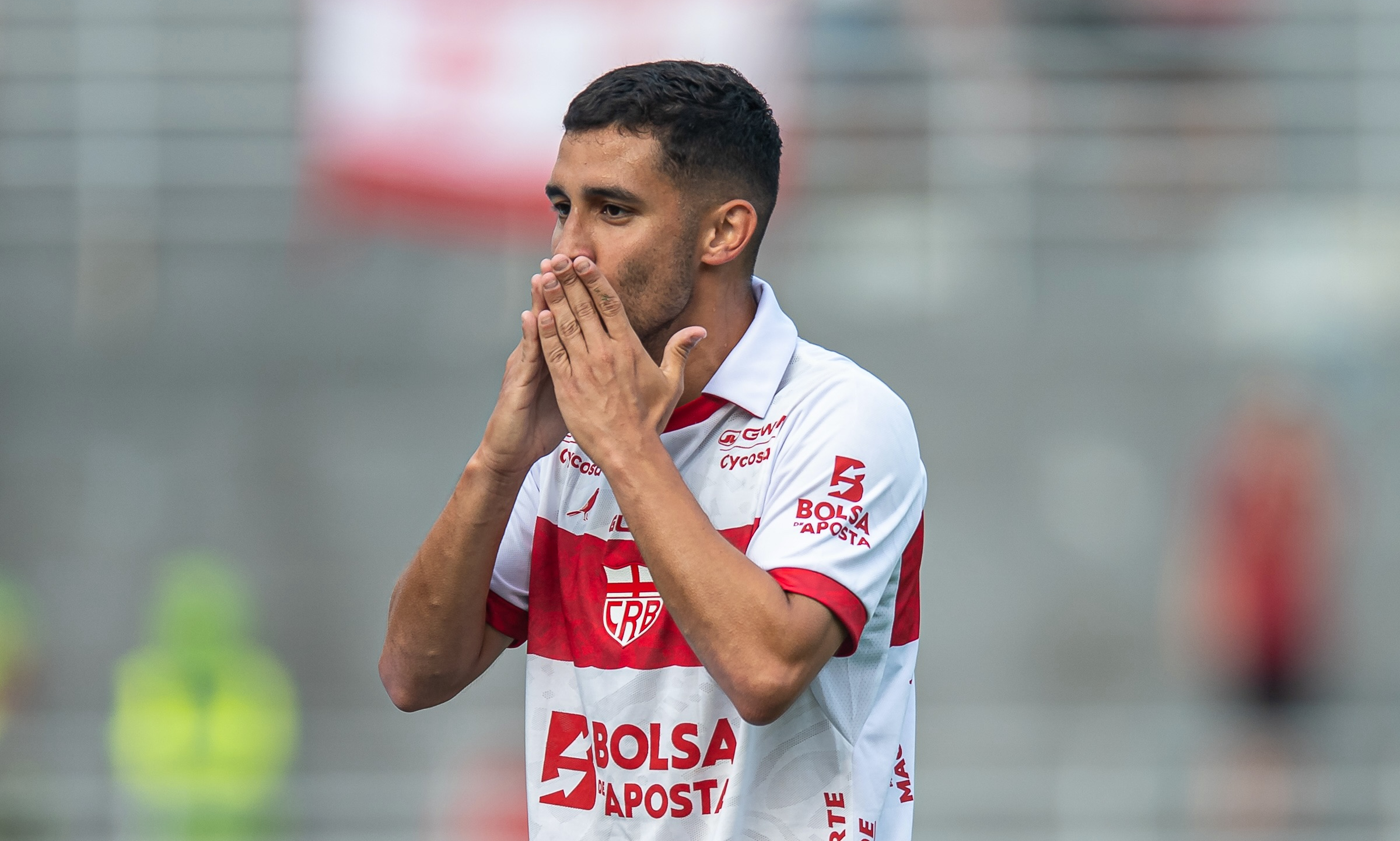 Fortaleza tropeça e vê adversários mais perto; veja resultados da Série B