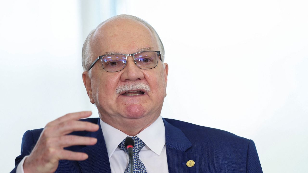 Fachin pede parecer da PGR sobre acusações de Moraes a Mendonça