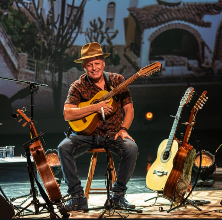 Itapetiningano participa de mostra sobre a viola caipira em Brasília
