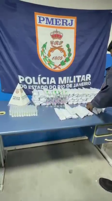 Duas passageiras são detidas com lança-perfume na Rodoviária do Rio