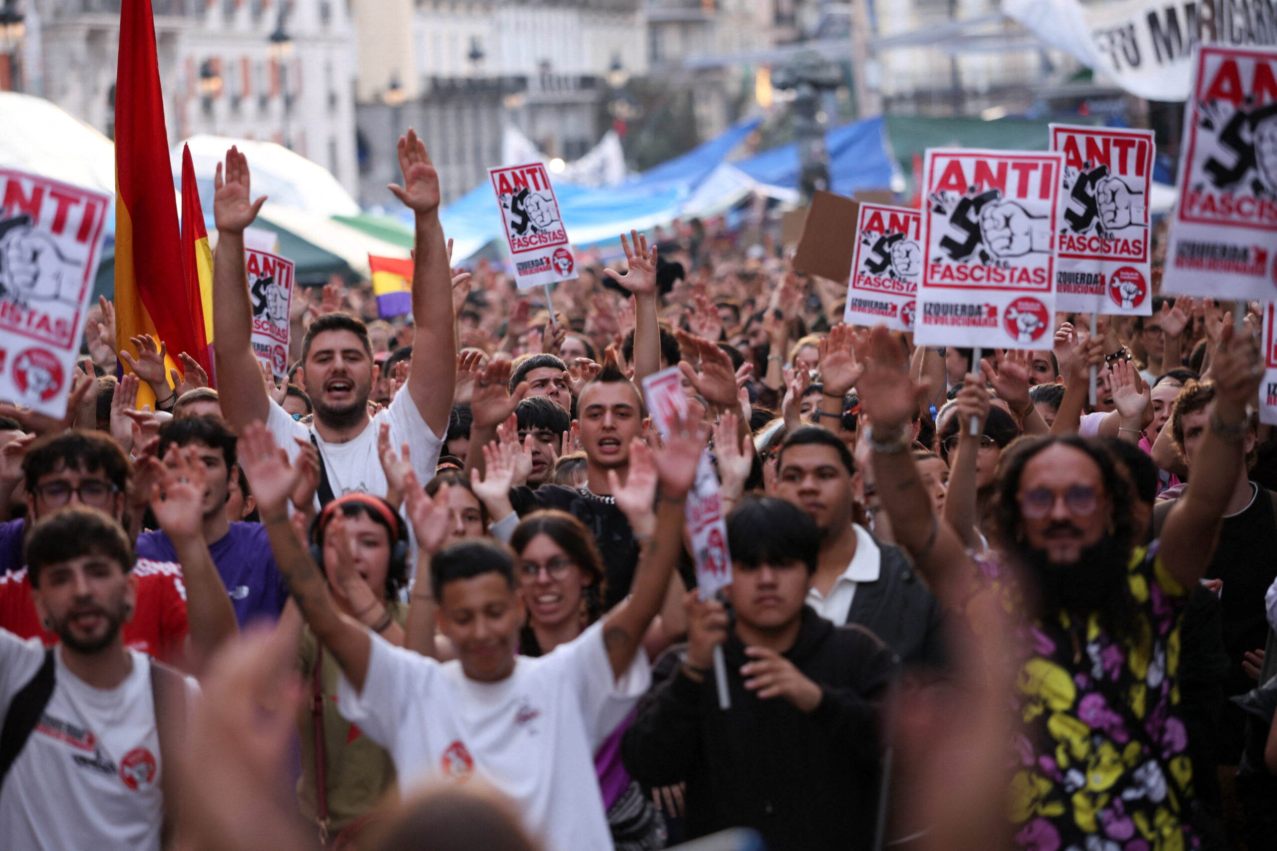Espanha vive protestos massivos por crise habitacional
