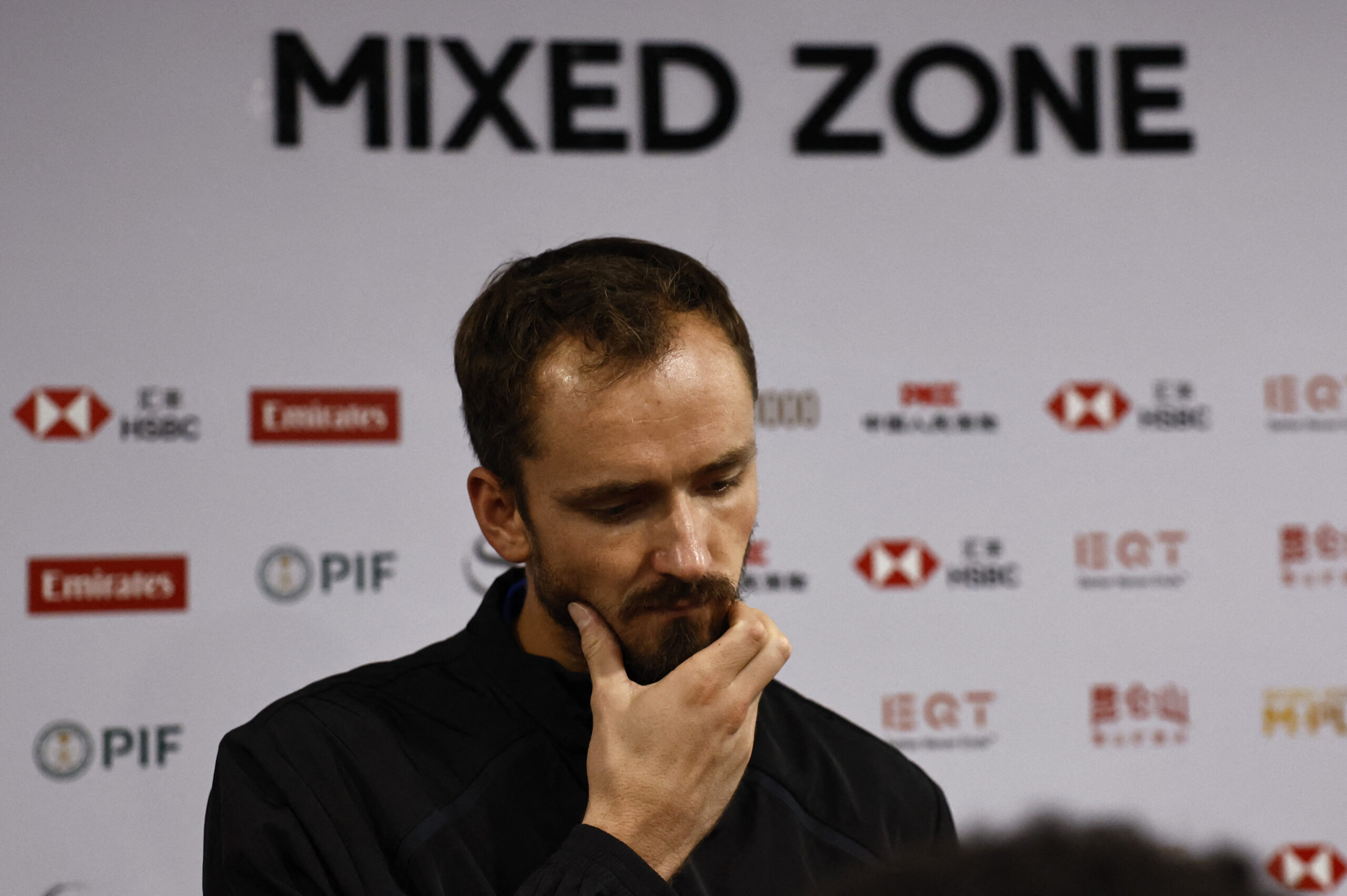 Medvedev se pronuncia após eliminação por bolada no China Open