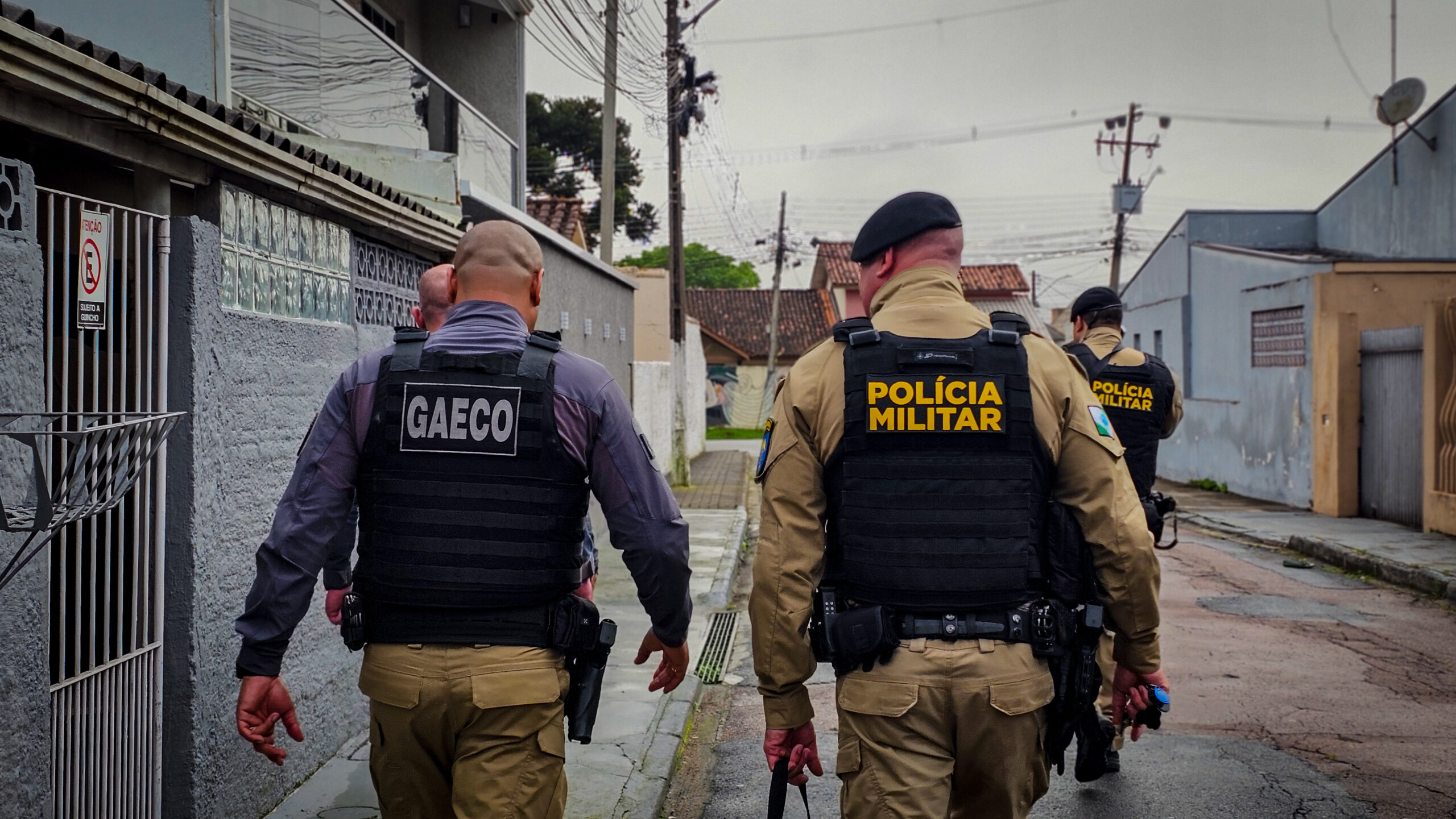 PMs investigados no PR por repassar imagens de ocorrências às redes sociais