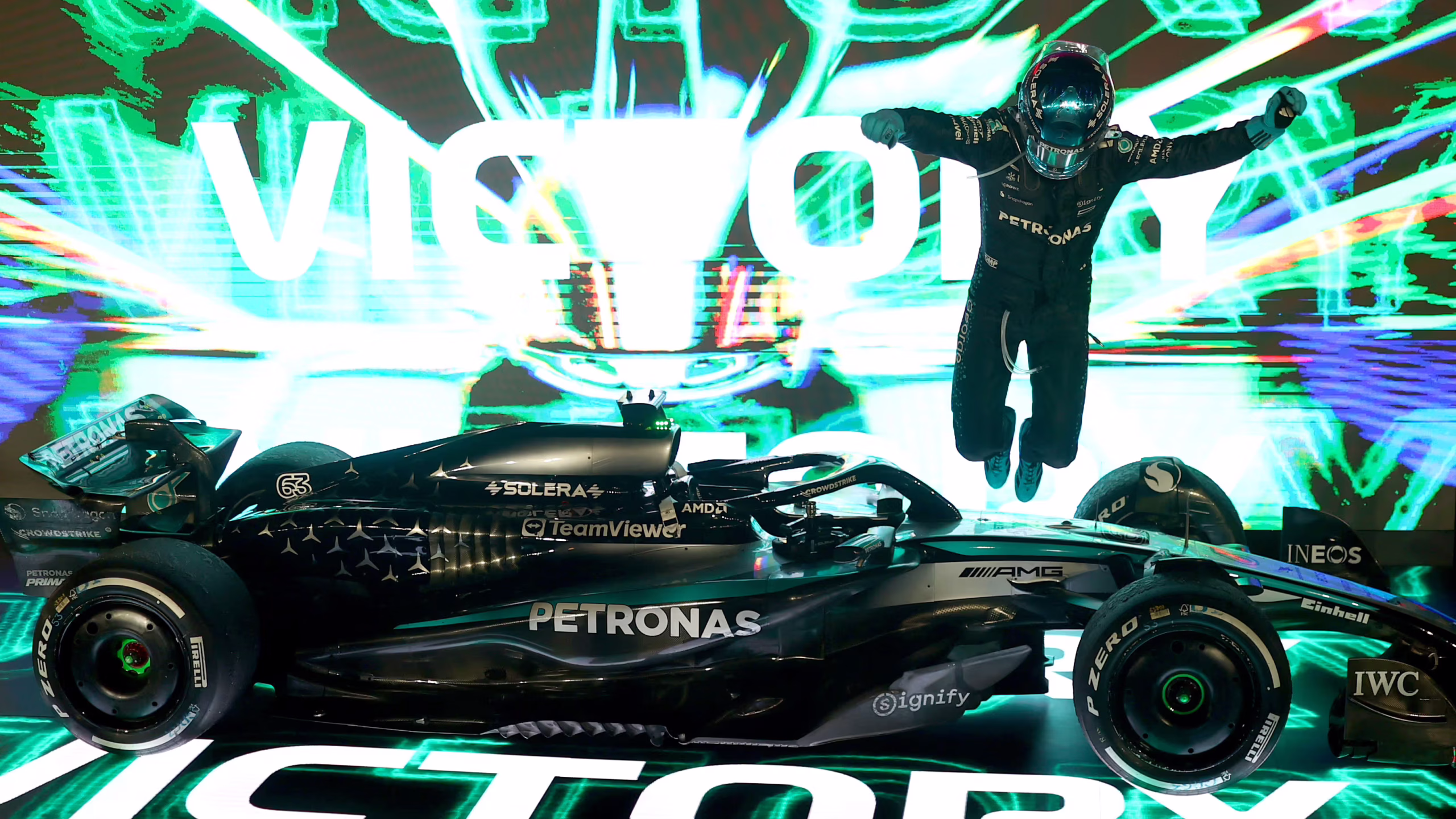 Verstappen sem vitória e escândalo marcam história do GP de Singapura