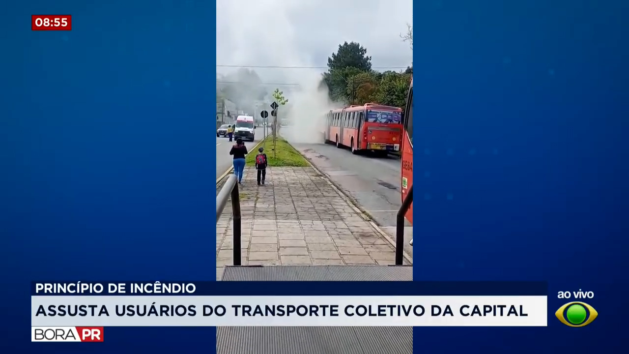 Princípio de incêndio assusta passageiros de ônibus no Cajuru, em Curitiba