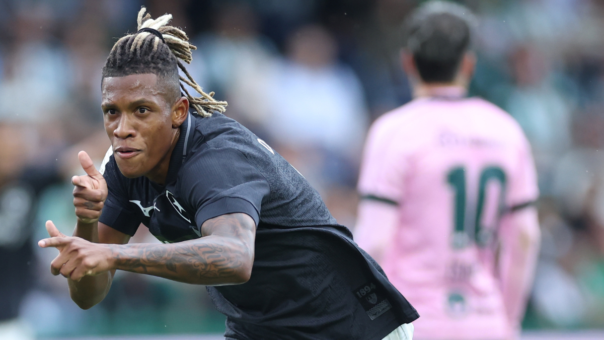 Botafogo empata com Coritiba e segue na briga contra rebaixamento