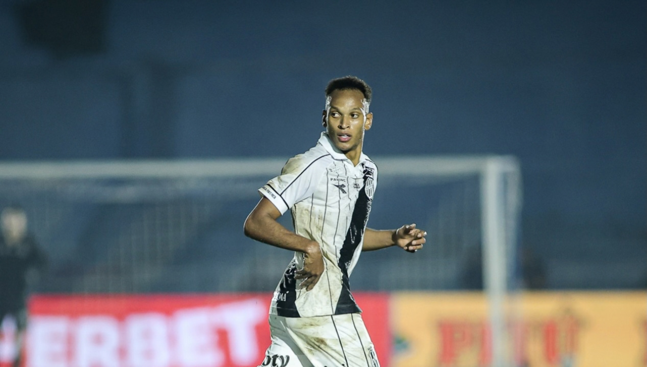 Jota pode desfalcar a lateral da Ponte Preta até o final da temporada