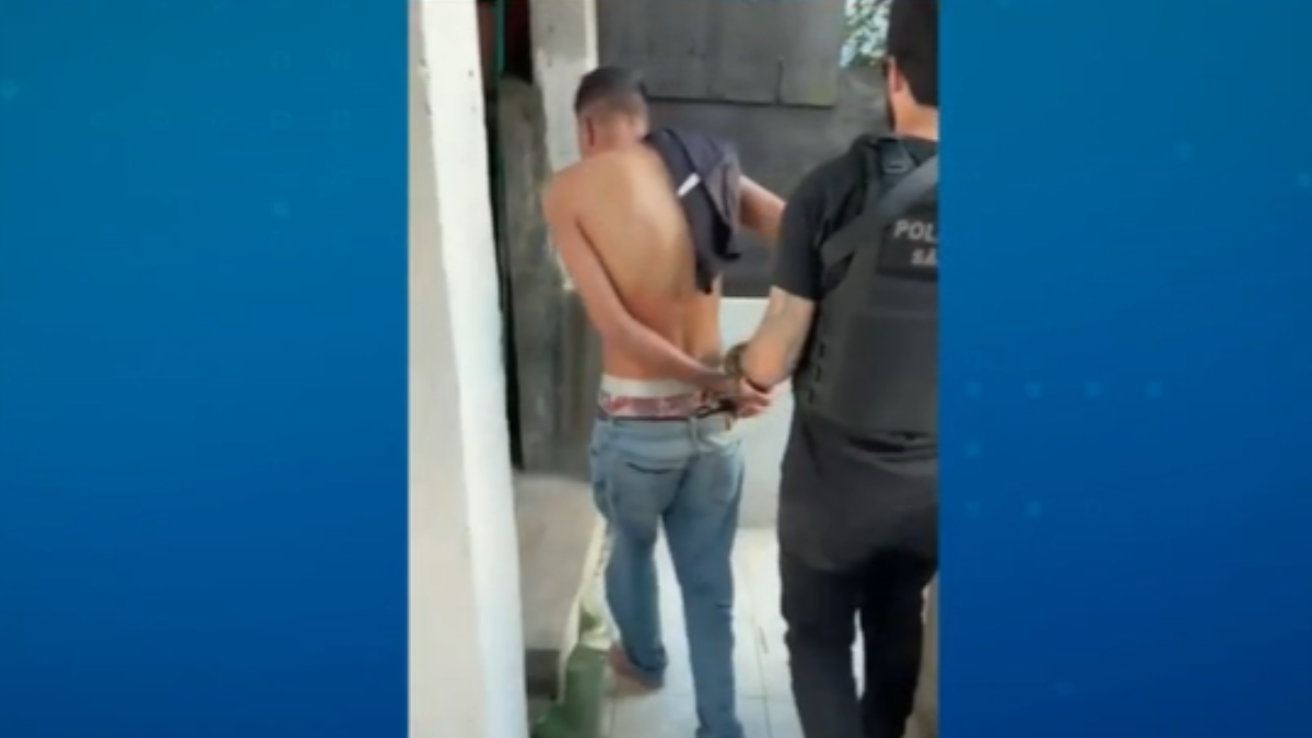 Polícia prende criminosos que fizeram família de refém em condomínio em SP