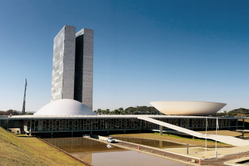 Senado aprova mudanças e perdão de dívidas para MEIs; projeto vai à sanção