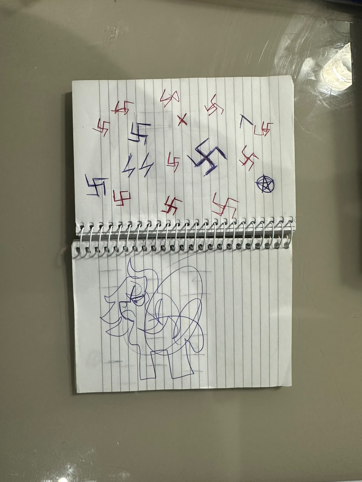 Homem é preso por apologia ao nazismo e discriminação na internet