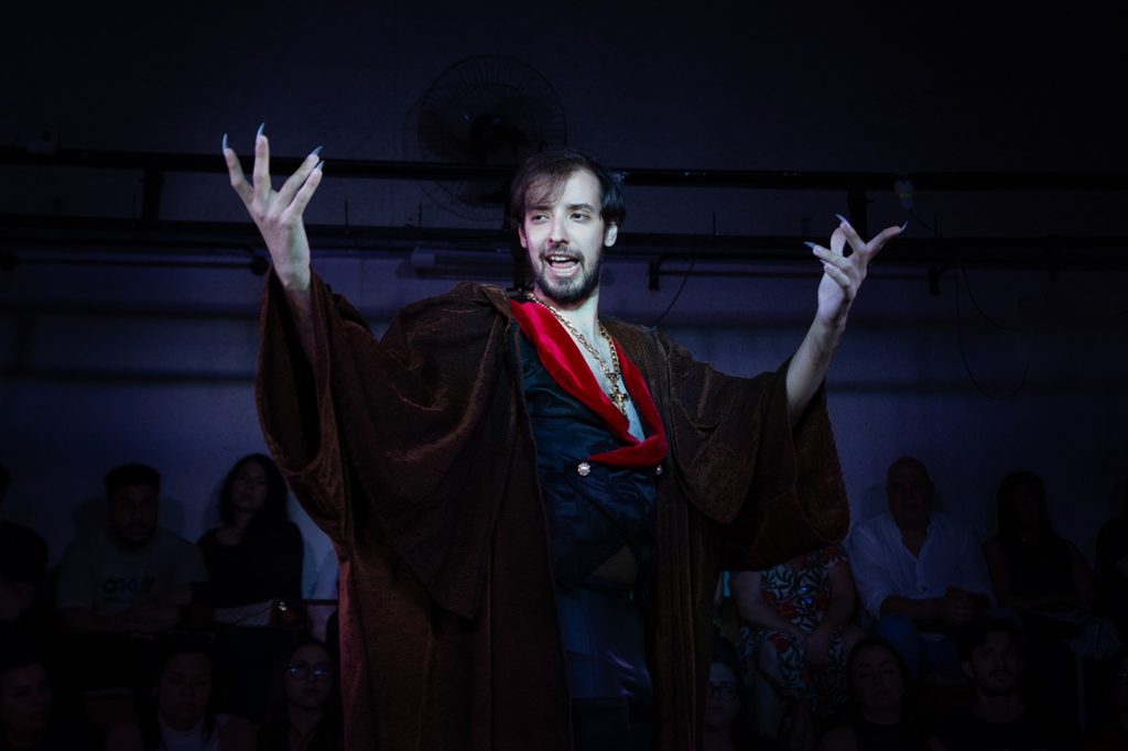 Peça integra trilogia de terror do Teatro Escola Mario Persico — Divulgação
