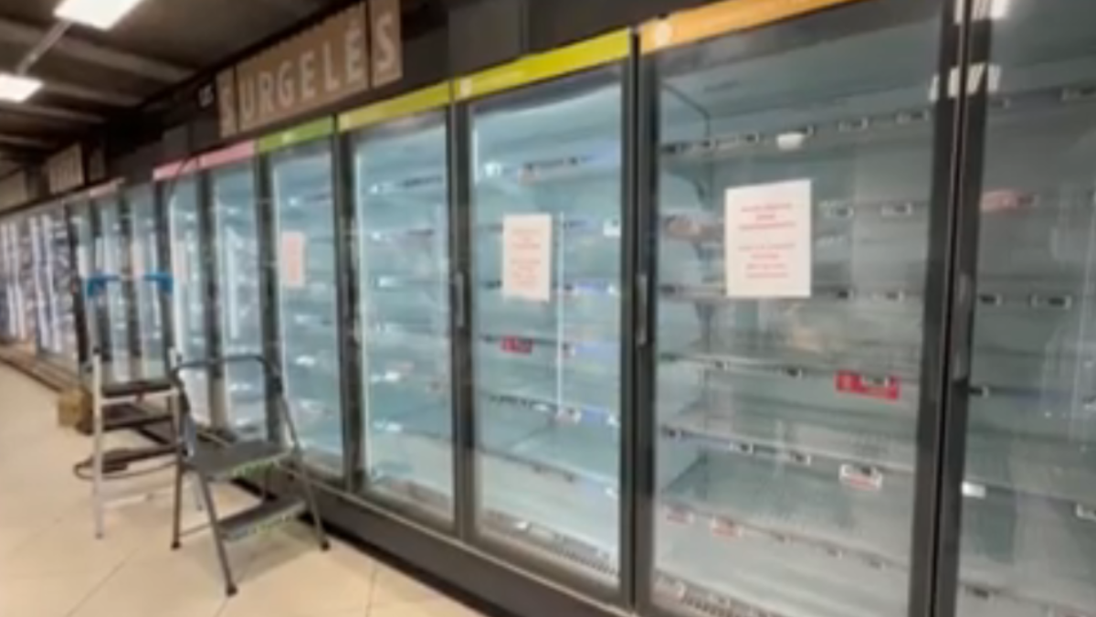 Hackers invadem supermercados e destroem alimentos na França
