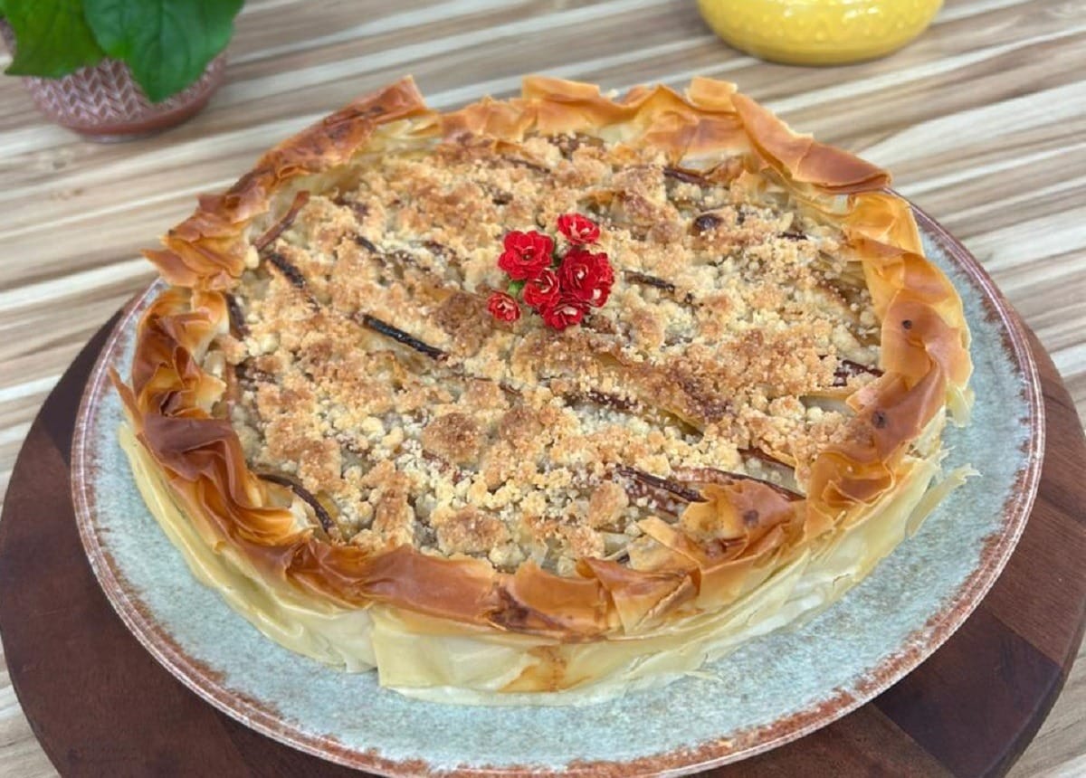 Como fazer torta de maçã? Aprenda receita crocante que desmancha na boca