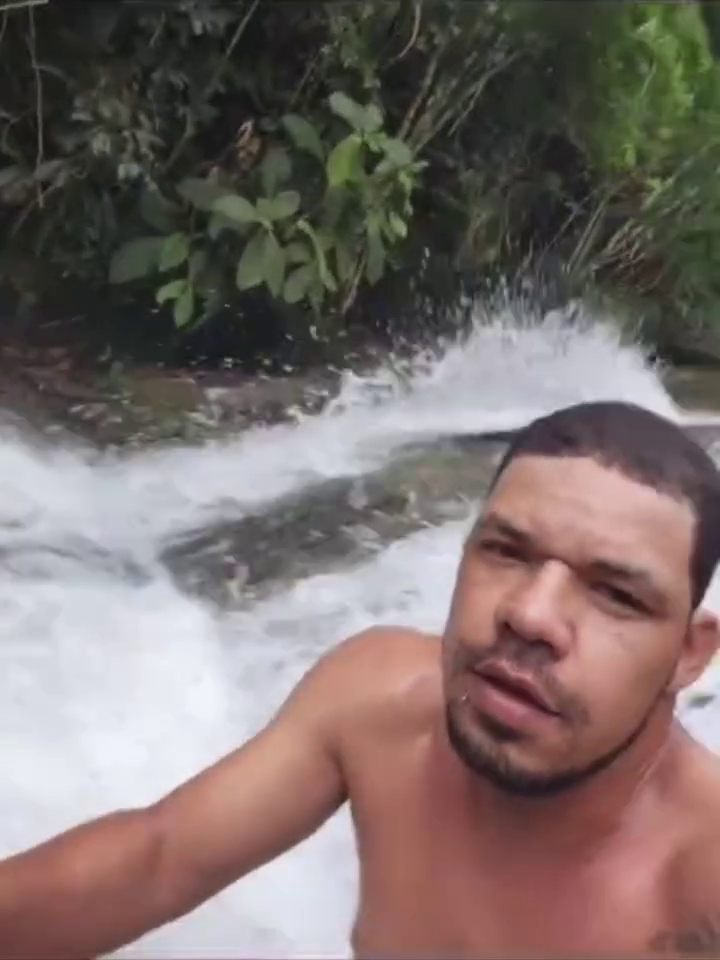 Homem morre em cachoeira em Macaé