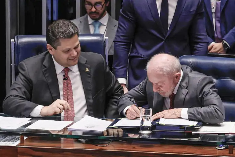 Lula sobre fim da escala 6x1: ‘Mais dignidade para o povo brasileiro’